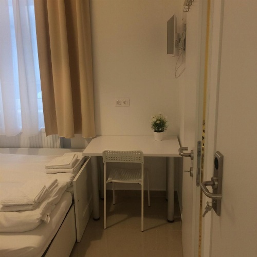 CH-Vienna City Rooms image 14